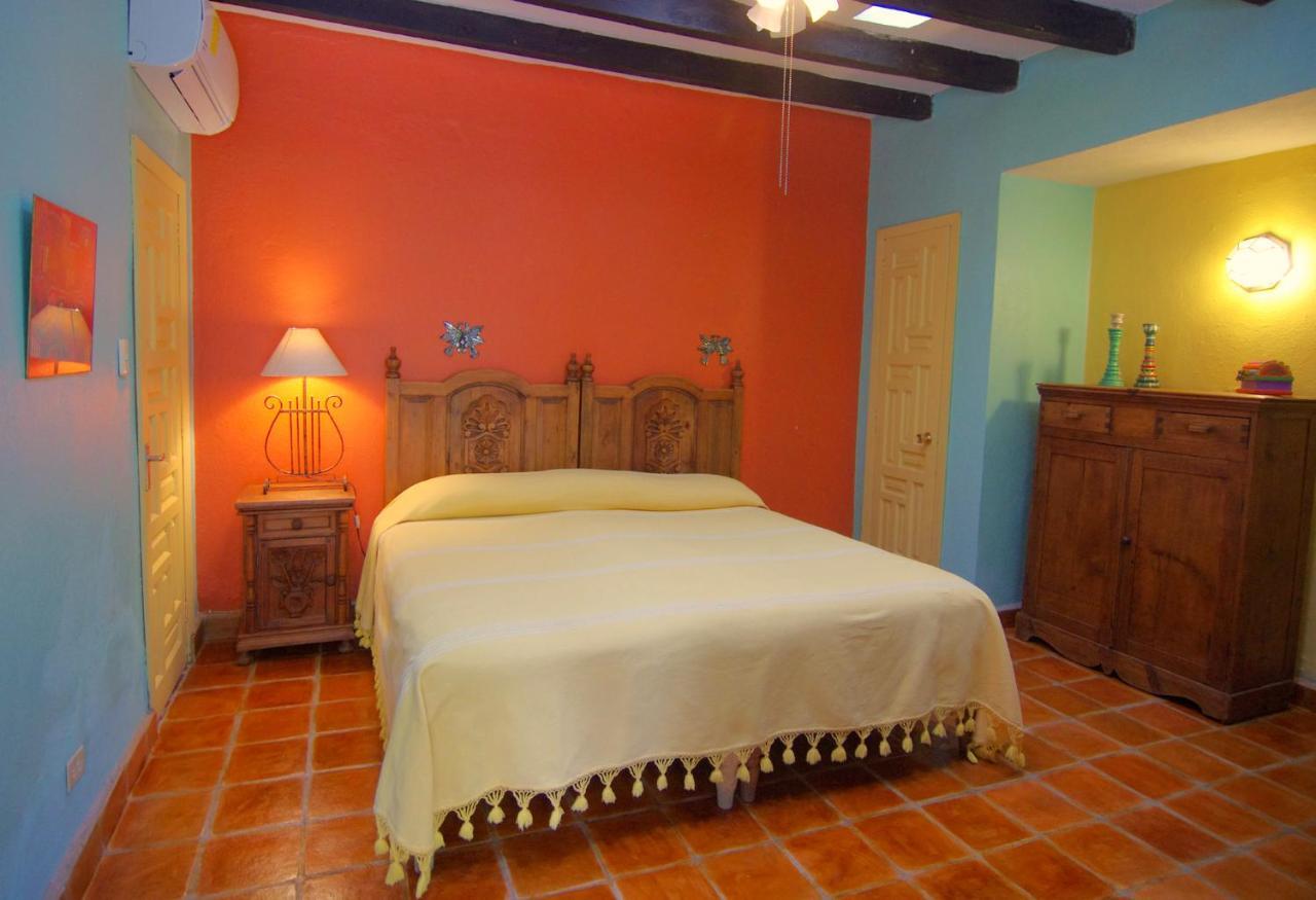 산미겔데아옌데 Casa De La Noche B&B 외부 사진