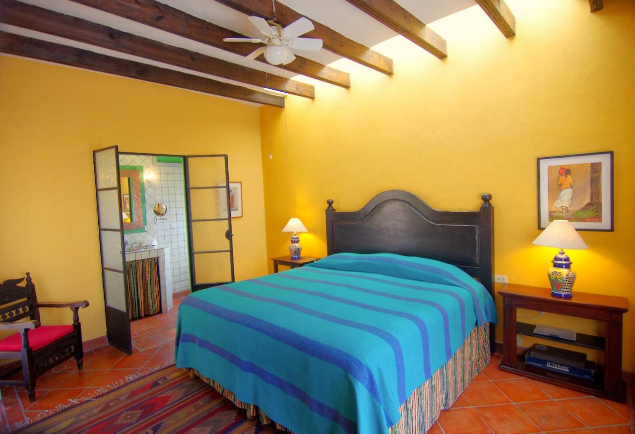 산미겔데아옌데 Casa De La Noche B&B 외부 사진